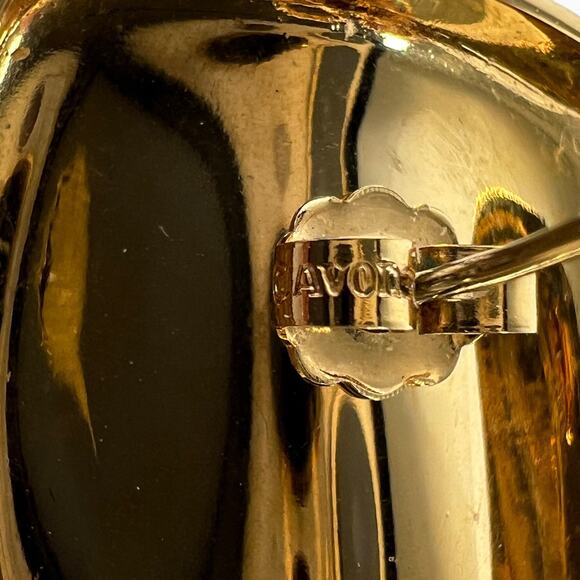 Avon Vintage Earrings Polished Perfection Gold Tone Wavy Square Pierced Shiny - Picture 7 of 9